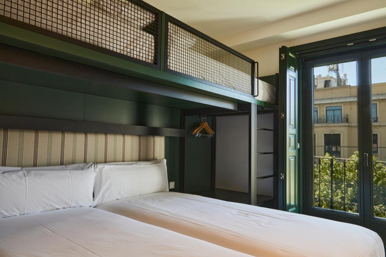 Latroupe Prado Hostel مدريد المظهر الخارجي الصورة