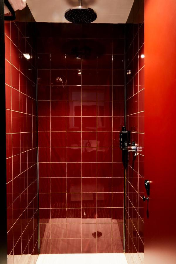 Latroupe Prado Hostel مدريد المظهر الخارجي الصورة