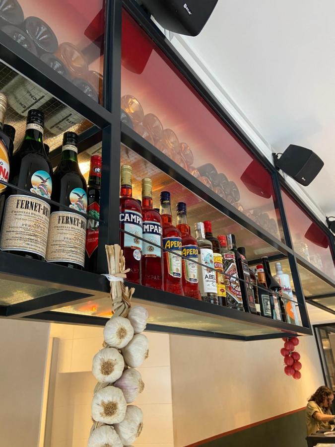 Latroupe Prado Hostel مدريد المظهر الخارجي الصورة